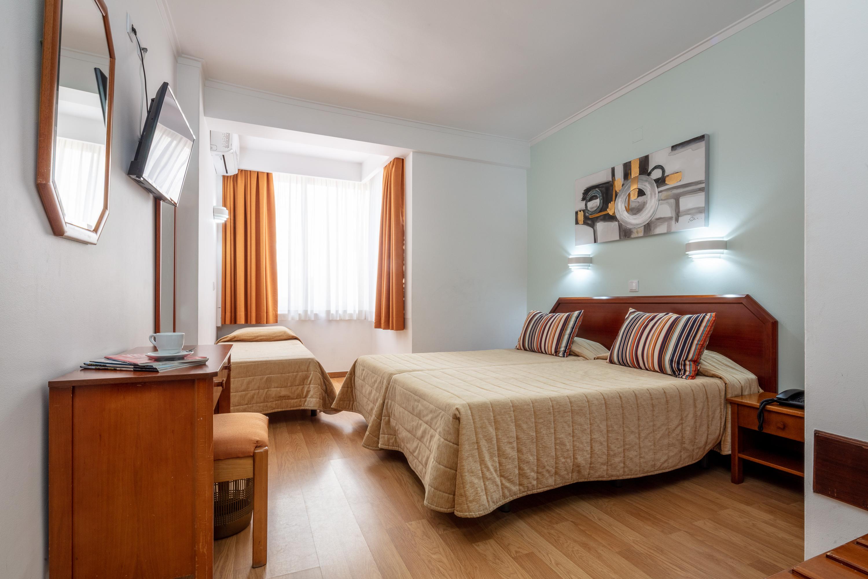 Hotel Anjos ลิสบอน ภายนอก รูปภาพ