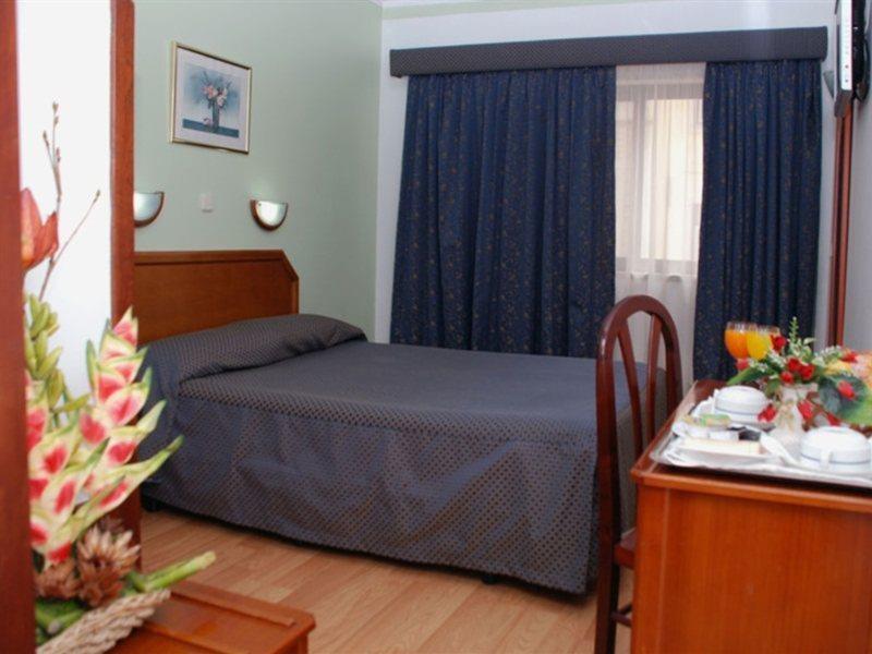Hotel Anjos ลิสบอน ภายนอก รูปภาพ