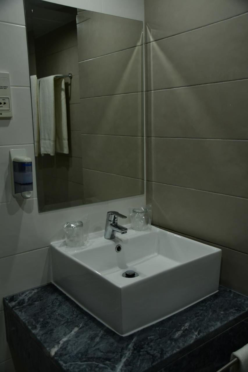 Hotel Anjos ลิสบอน ภายนอก รูปภาพ